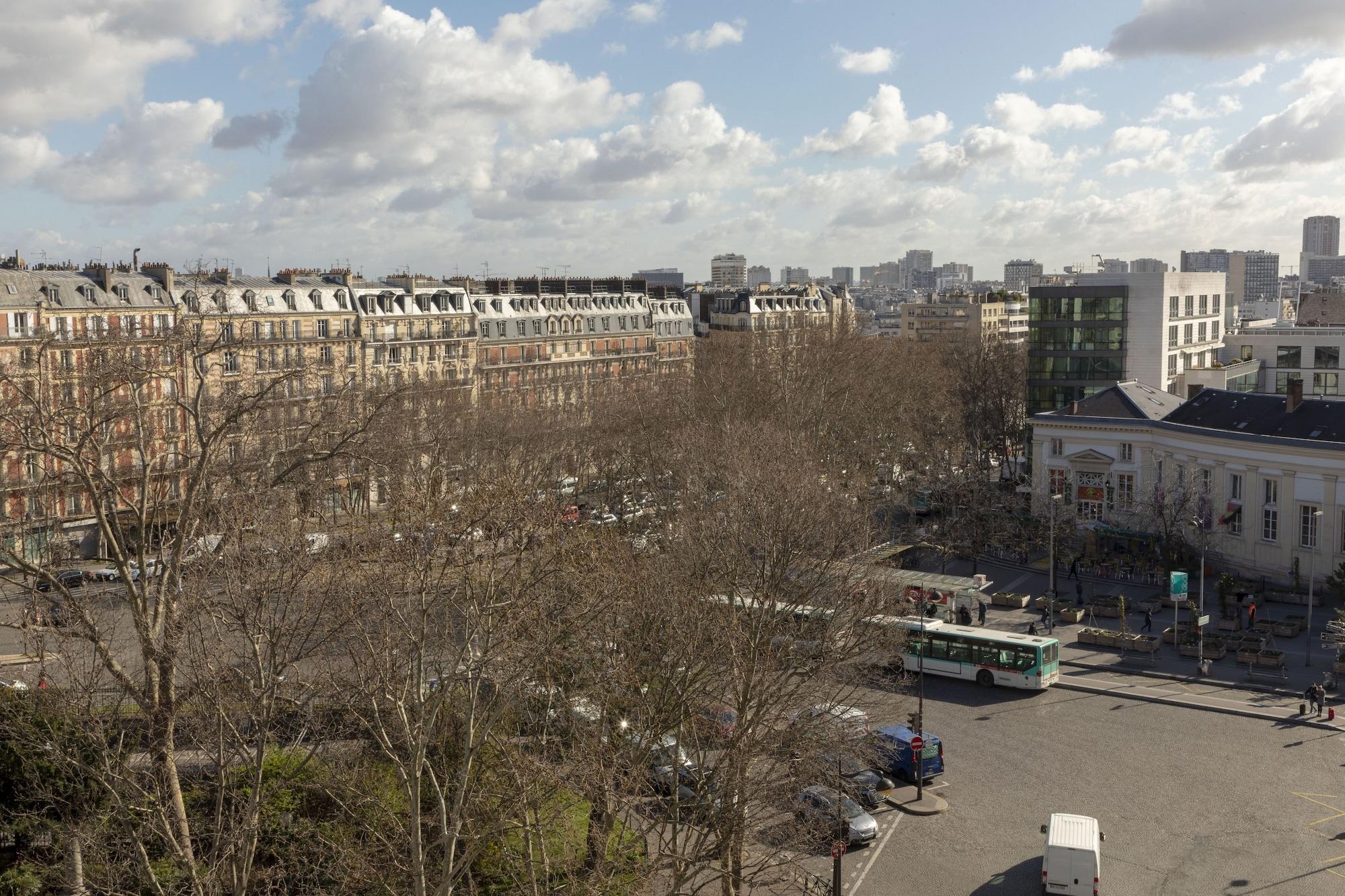 Hotel Du Lion Paris Exteriör bild